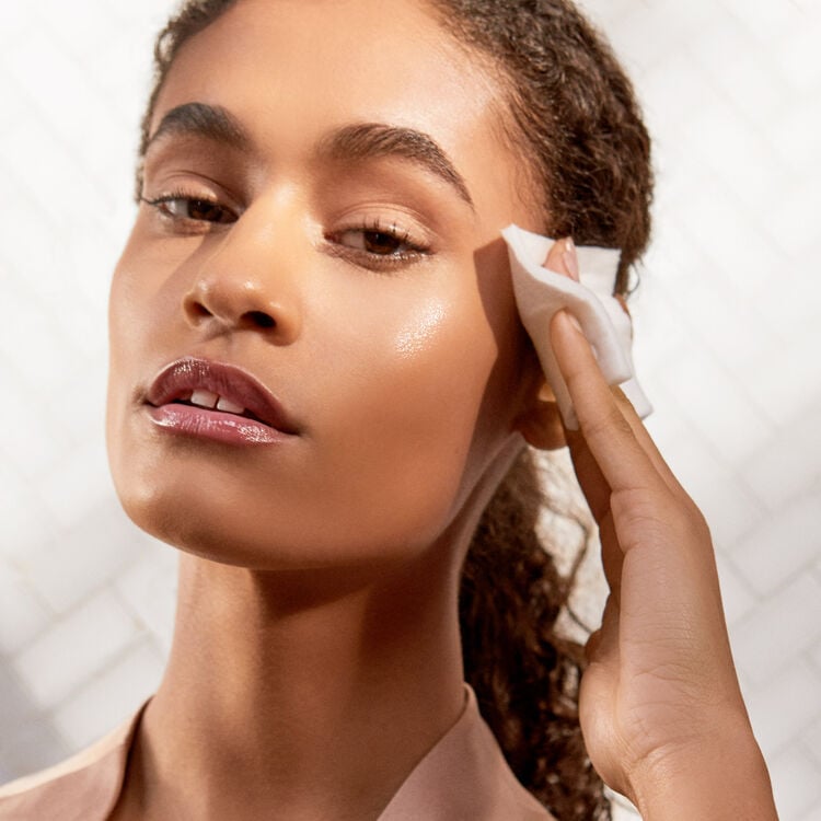 Micellar Cleansing Water,